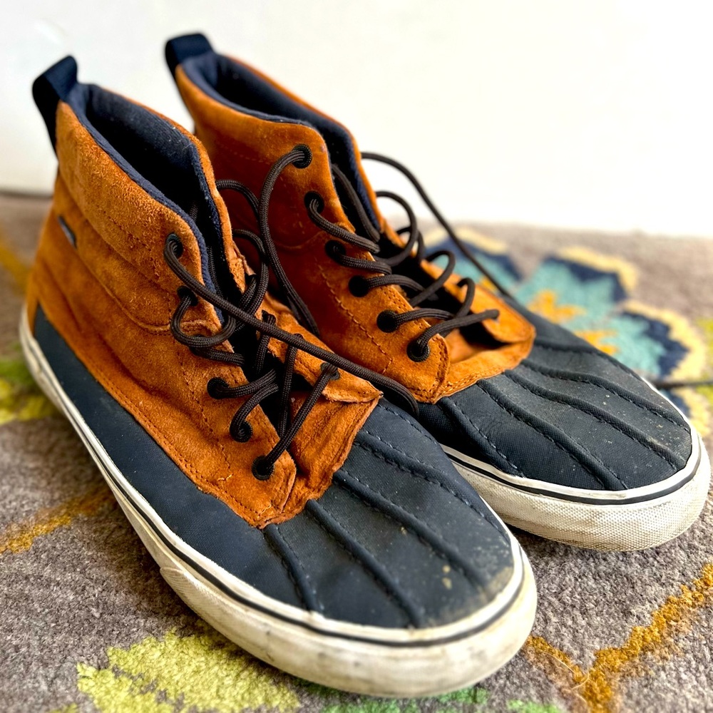 Vans Duck Boot - image 1